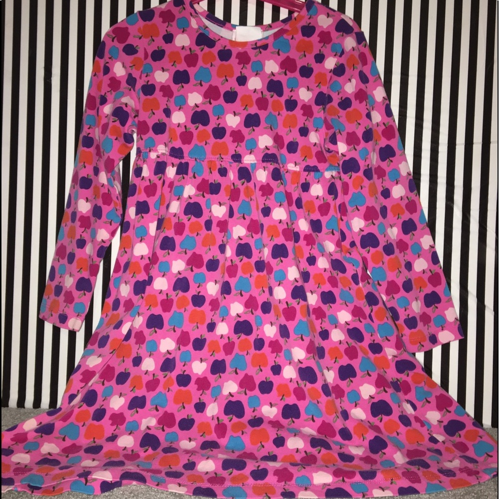 Girls size 6 apple dress